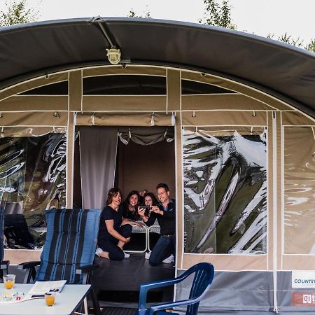 Nice Tent Lodge On A Campsite, Bordering The Forest, Luxembourg At 27 Km Medernach 外观 照片